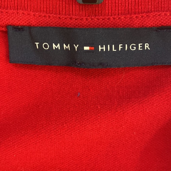 Tommy Hilfiger red polo style shirt with white logo trimmed shoulders & collar - Picture 6 of 7